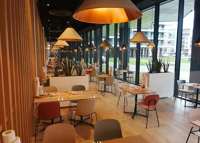 309 Natalie Seaside Park Apartment